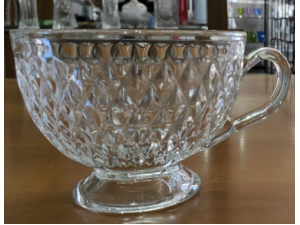 XICARA VIDRO 160ML C/PÉ DIAMOND